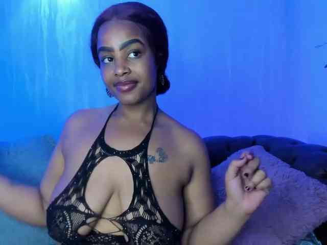 GabbyBonnye webcam