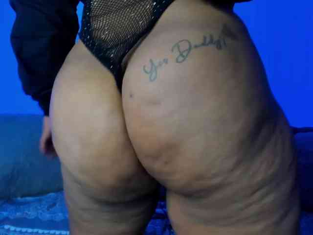GabbyBonnye webcam