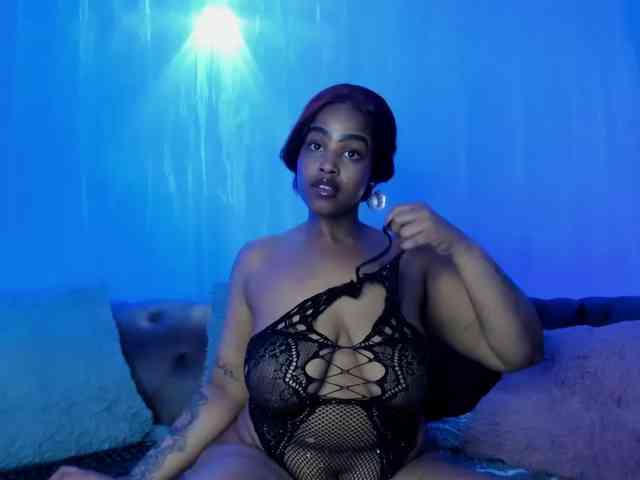 GabbyBonnye webcam