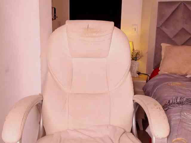 GabbyBonnye webcam