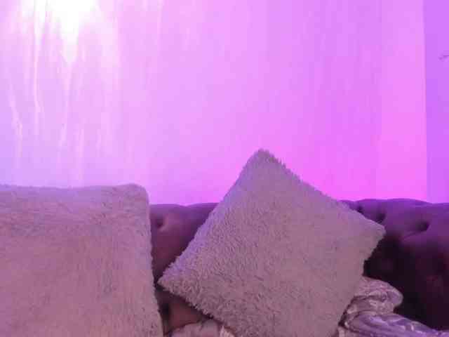 GabbyBonnye webcam