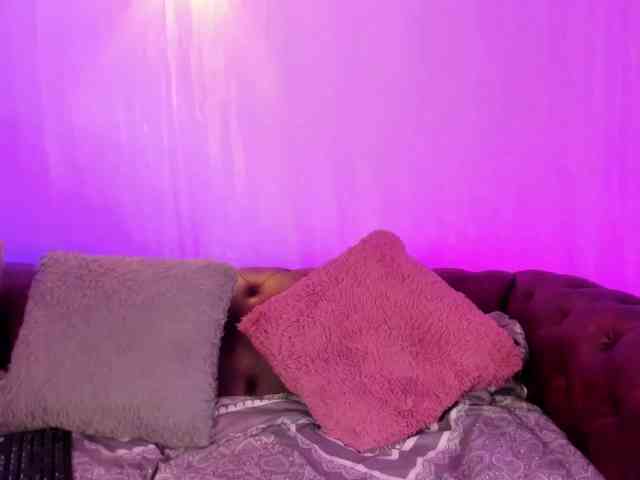 GabbyBonnye webcam