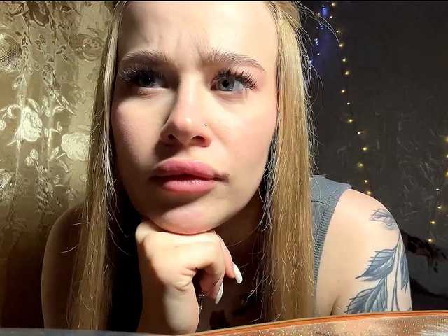 ElenaGrams live cam on BongaCams