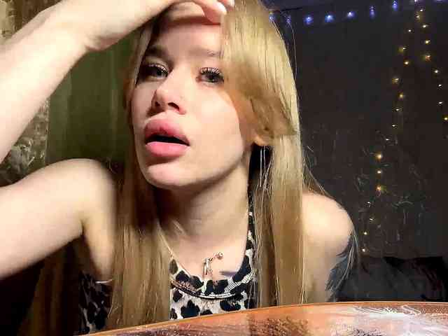 Model: ElenaGrams