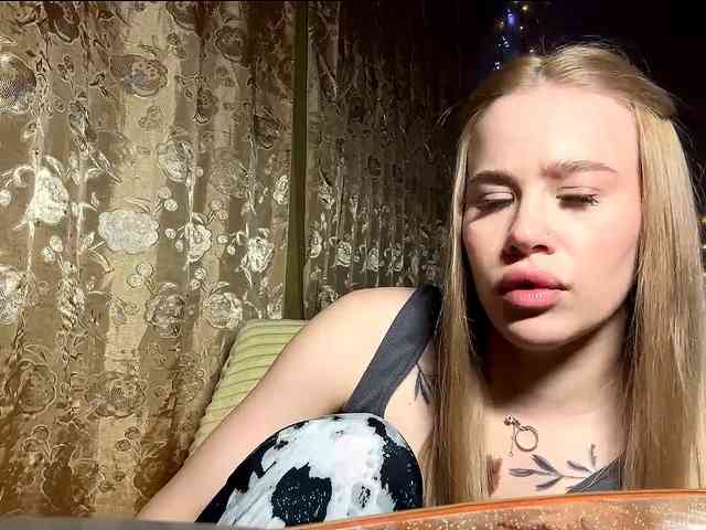 Model: ElenaGrams