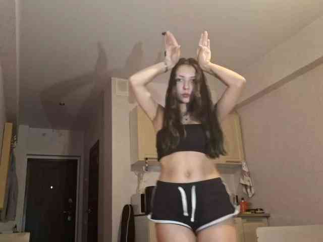 HollyTuts