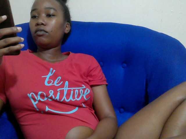 Lovenana live cam on BongaCams