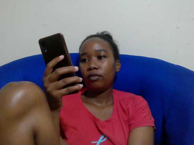 Lovenana live cam on BongaCams