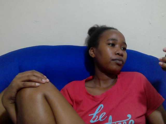 Lovenana live cam on BongaCams
