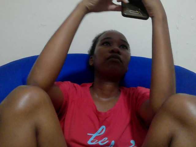 Lovenana live cam on BongaCams