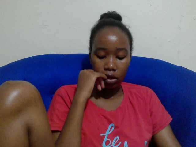 Lovenana live cam on BongaCams