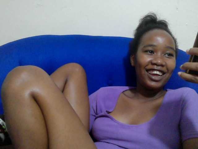 Lovenana live cam on BongaCams