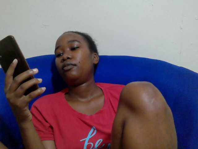 Lovenana live cam on BongaCams