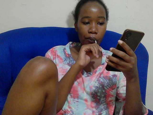 Lovenana live cam on BongaCams