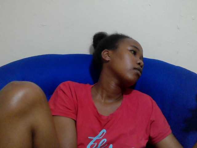 Lovenana live cam on BongaCams