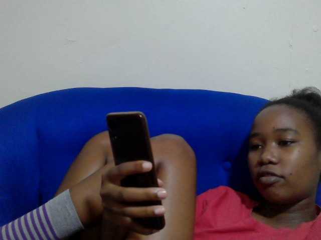 Lovenana live cam on BongaCams
