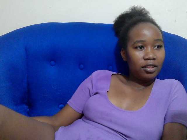 Lovenana live cam preview