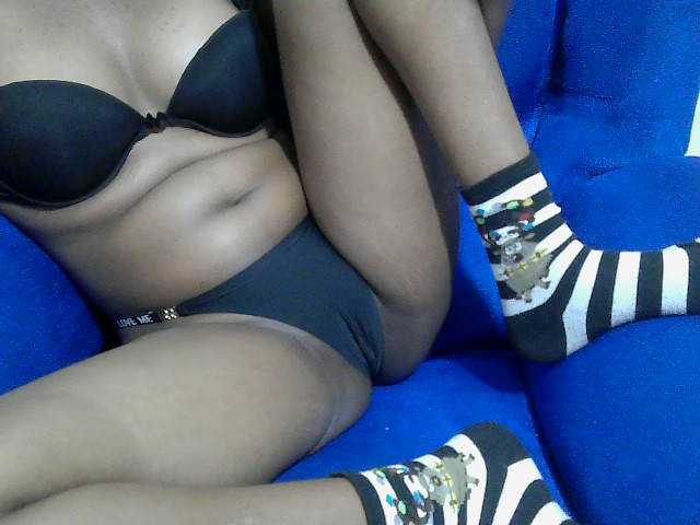 Lovenana live cam on BongaCams