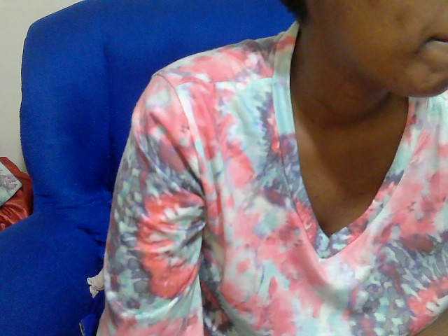 Lovenana live cam on BongaCams