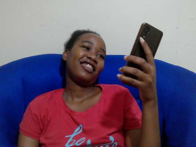 Lovenana live cam on BongaCams