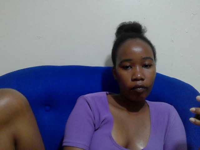 Lovenana live cam on BongaCams