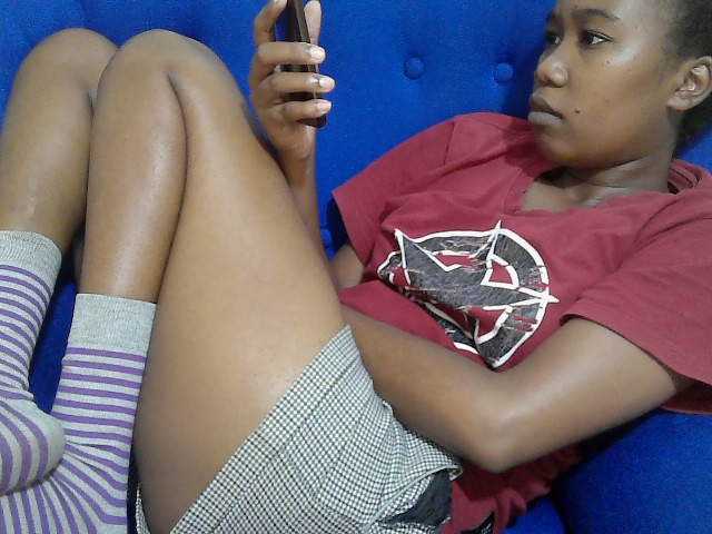 Lovenana live cam on BongaCams