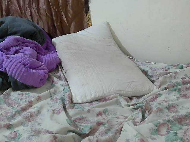 Lovenana live cam on BongaCams