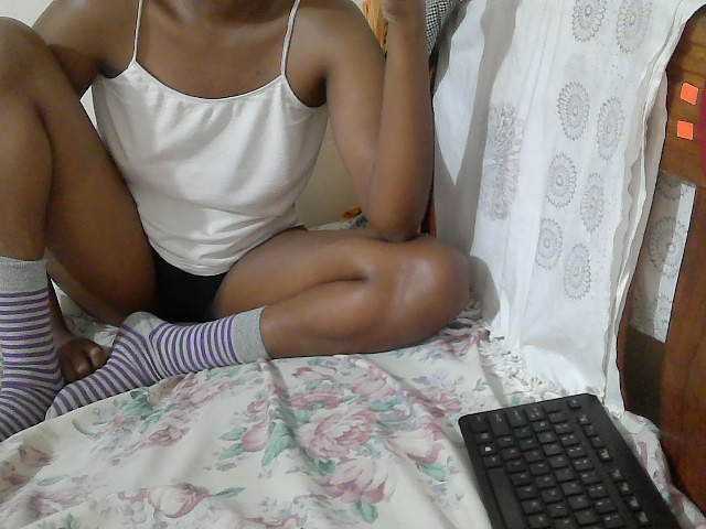Lovenana live cam on BongaCams