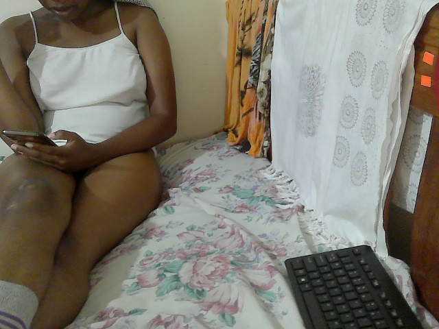 Lovenana live cam on BongaCams
