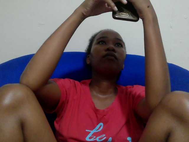 Lovenana live cam on BongaCams