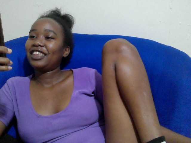 Lovenana live cam on BongaCams