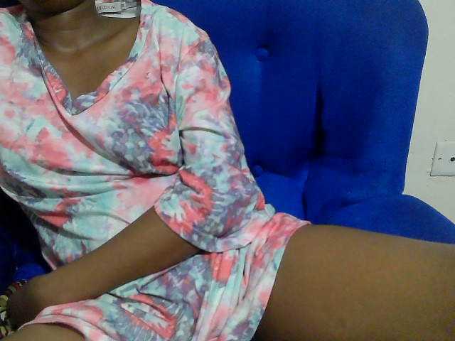Lovenana, en vivo ahora en BongaCams