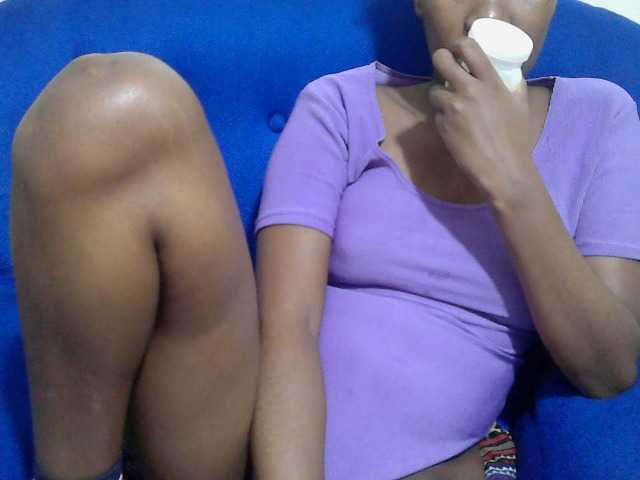Lovenana live cam on BongaCams