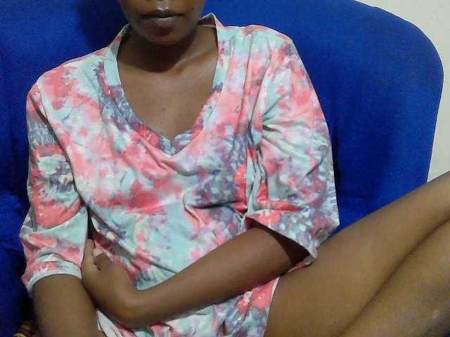 Lovenana live cam on BongaCams