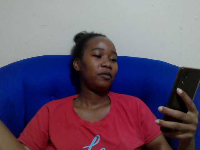 Lovenana live cam on BongaCams
