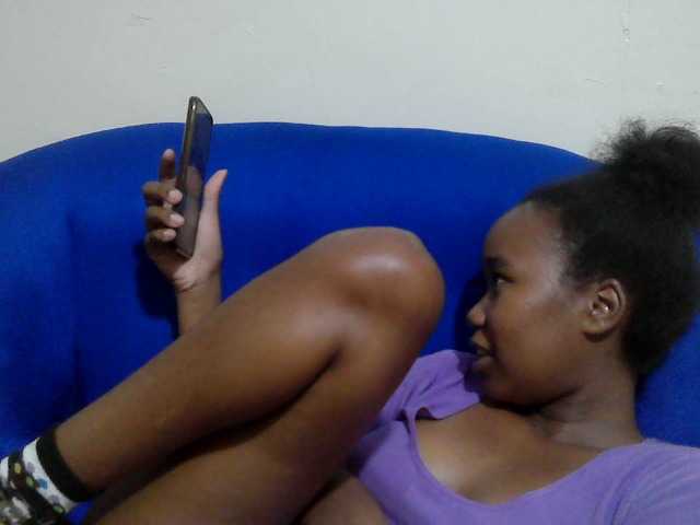 Lovenana live cam on BongaCams