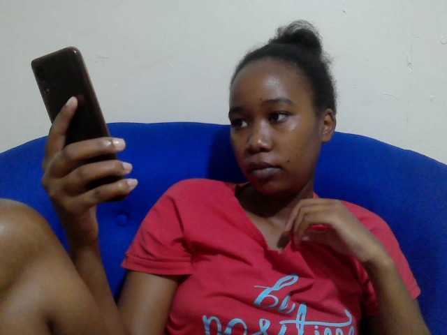 Lovenana live cam on BongaCams