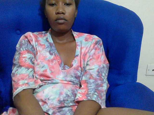 Lovenana live cam on BongaCams