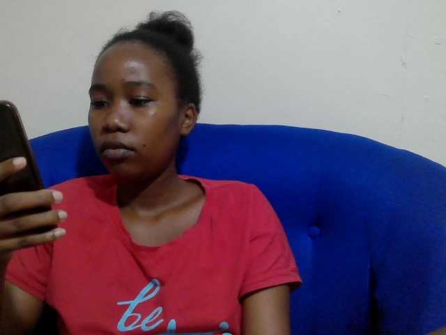 Lovenana live cam on BongaCams