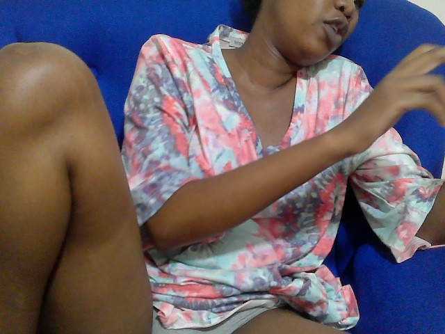 Lovenana live cam on BongaCams