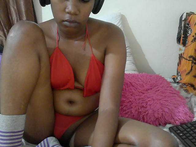 Lovenana live cam on BongaCams