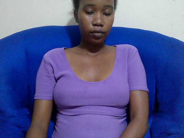 Lovenana live cam on BongaCams