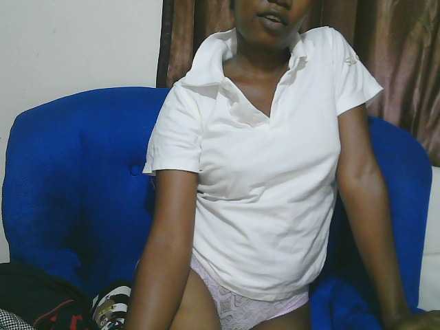 Lovenana live cam on BongaCams