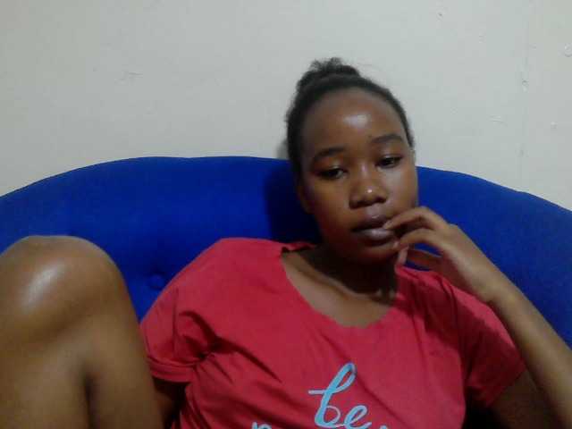 Lovenana live cam on BongaCams