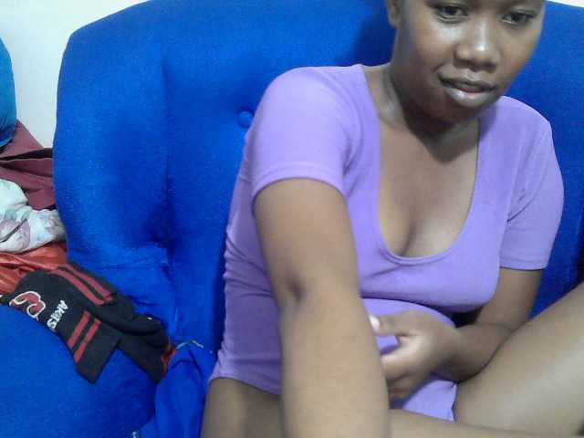 Lovenana live cam on BongaCams