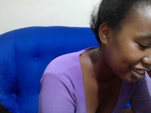 Lovenana live cam on BongaCams