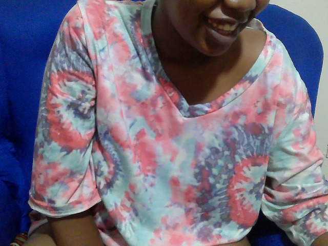 Lovenana, live now on BongaCams