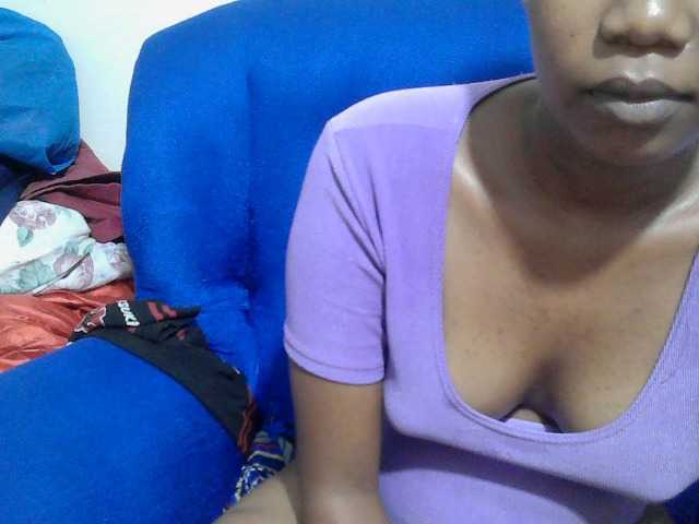 Lovenana live cam on BongaCams