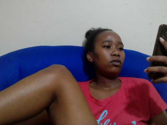 Lovenana live cam on BongaCams