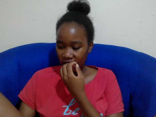 Lovenana live cam on BongaCams